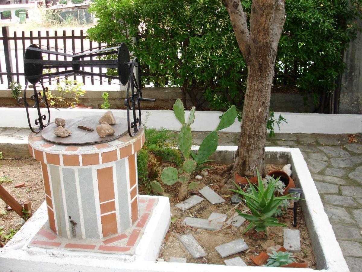 Dionysus-Mihanicus Ierissos Exteriör bild